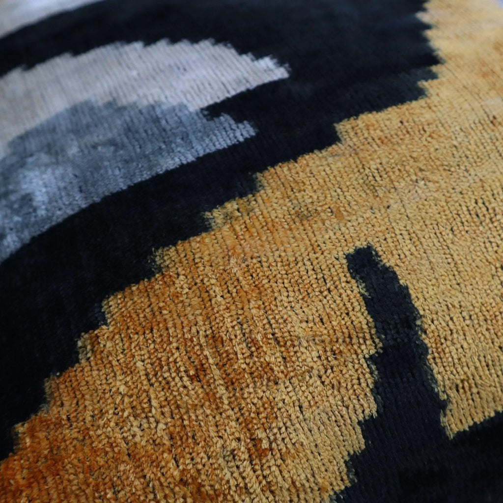 Canvello Handmade Gold Velvet Throw Pillow - 18x18 Canvello