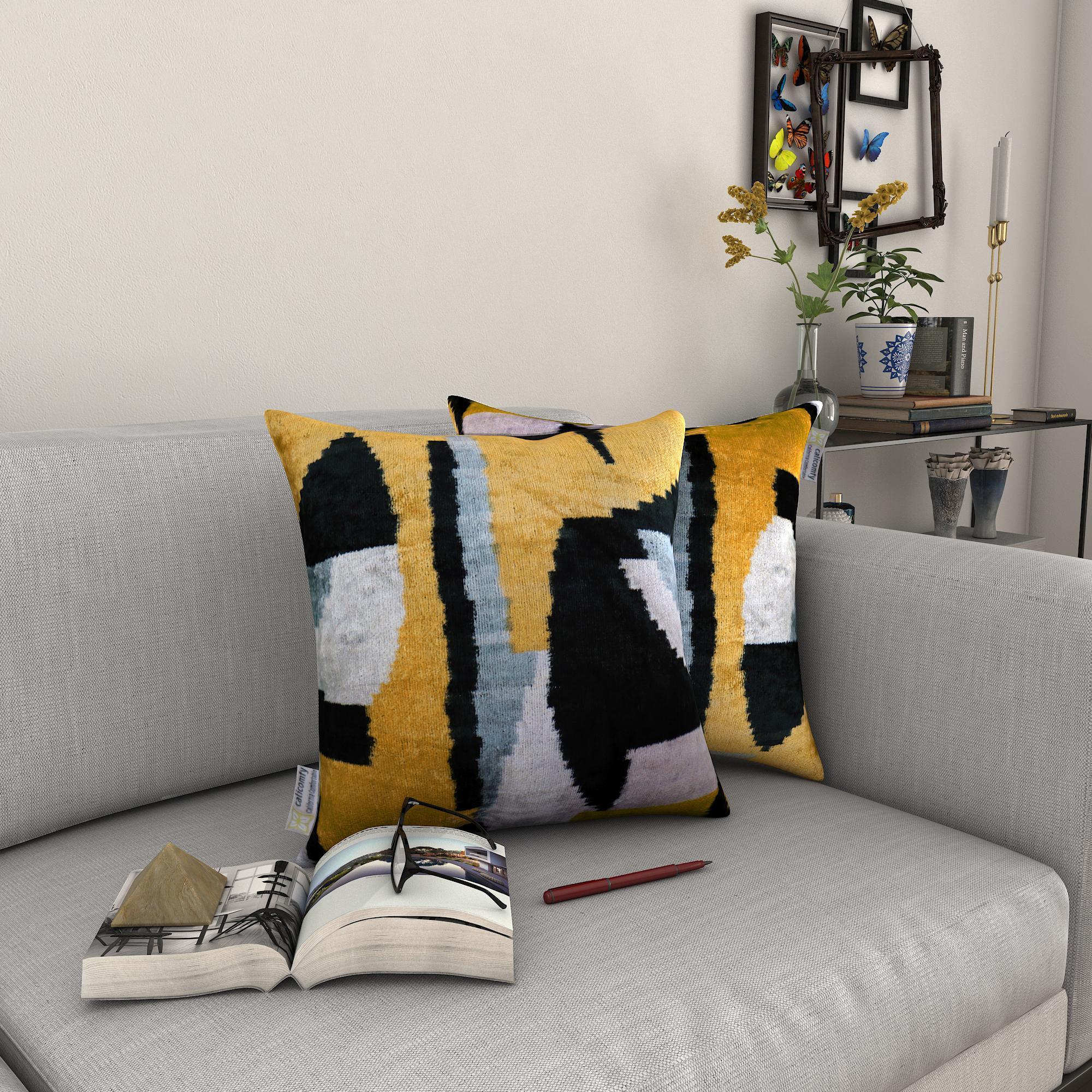 Canvello Handmade Gold Velvet Throw Pillow - 20x20 Canvello