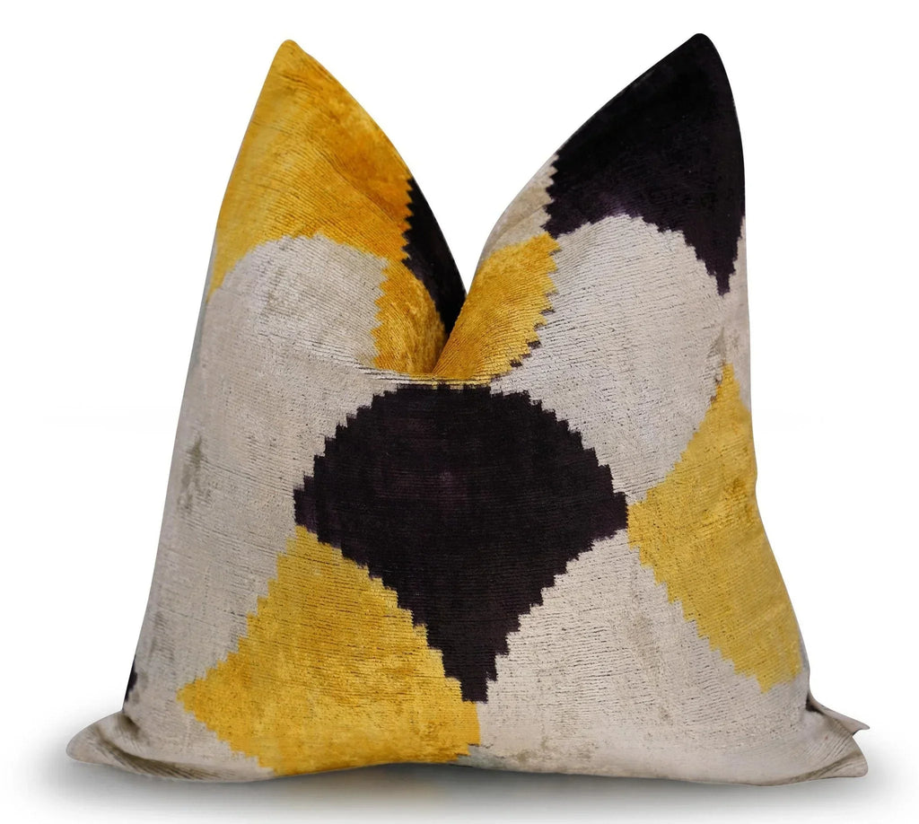 Canvello Handmade Gold Velvet Throw Pillow - 20x20, side view - House Of Avana