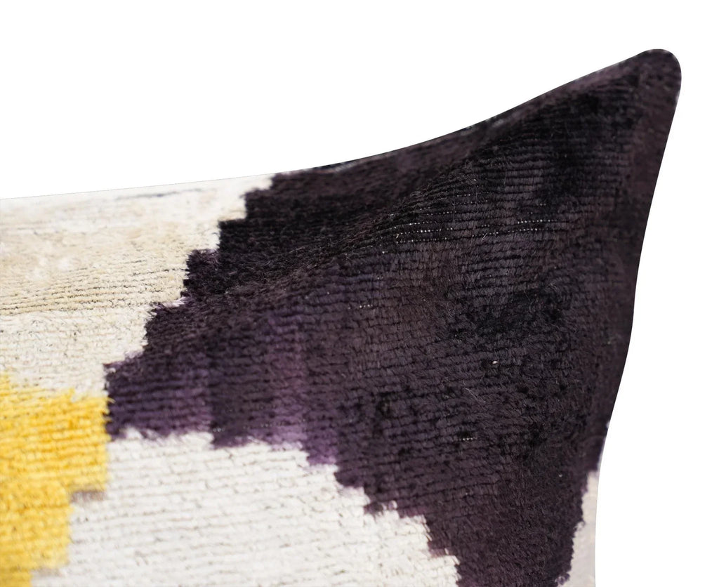 Canvello Handmade Gold Velvet Throw Pillow - 20x20, detail shot - House Of Avana