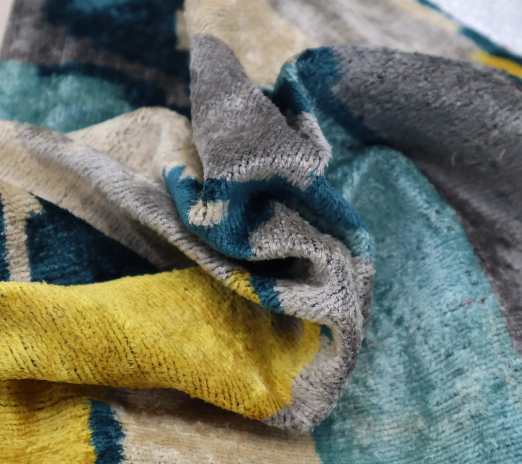Canvello Handmade Grau Blue Yello Velvet Throw Pillows - 20x20 Canvello
