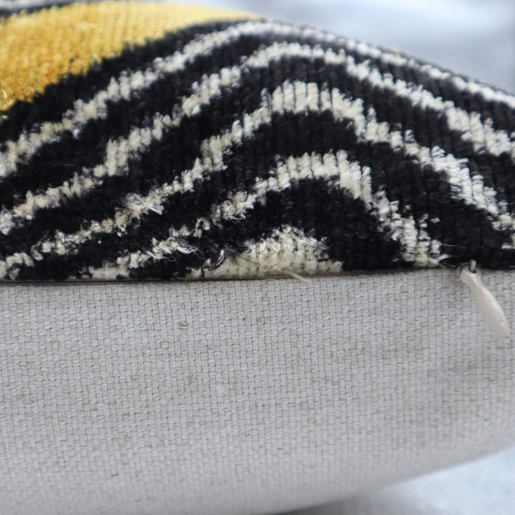 Canvello Handmade Luxury Gold Black Pillow with Down Insert - 16x24 in Canvello