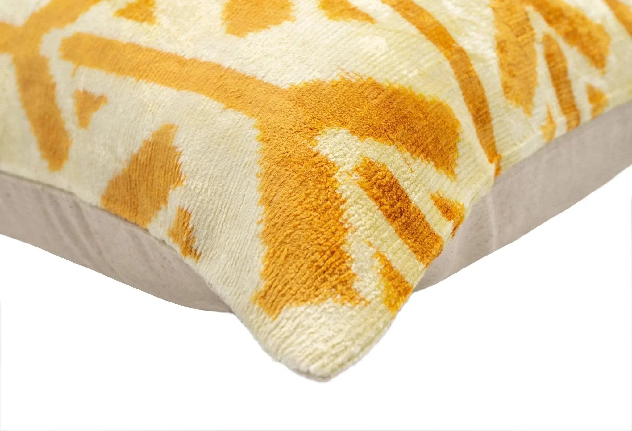 Canvello Handmade Tribal Arrow Velvet Throw Pillow in Yellow and Cream - Perfect for Bohemian and Rustic Decor - 16x24 in Canvello
