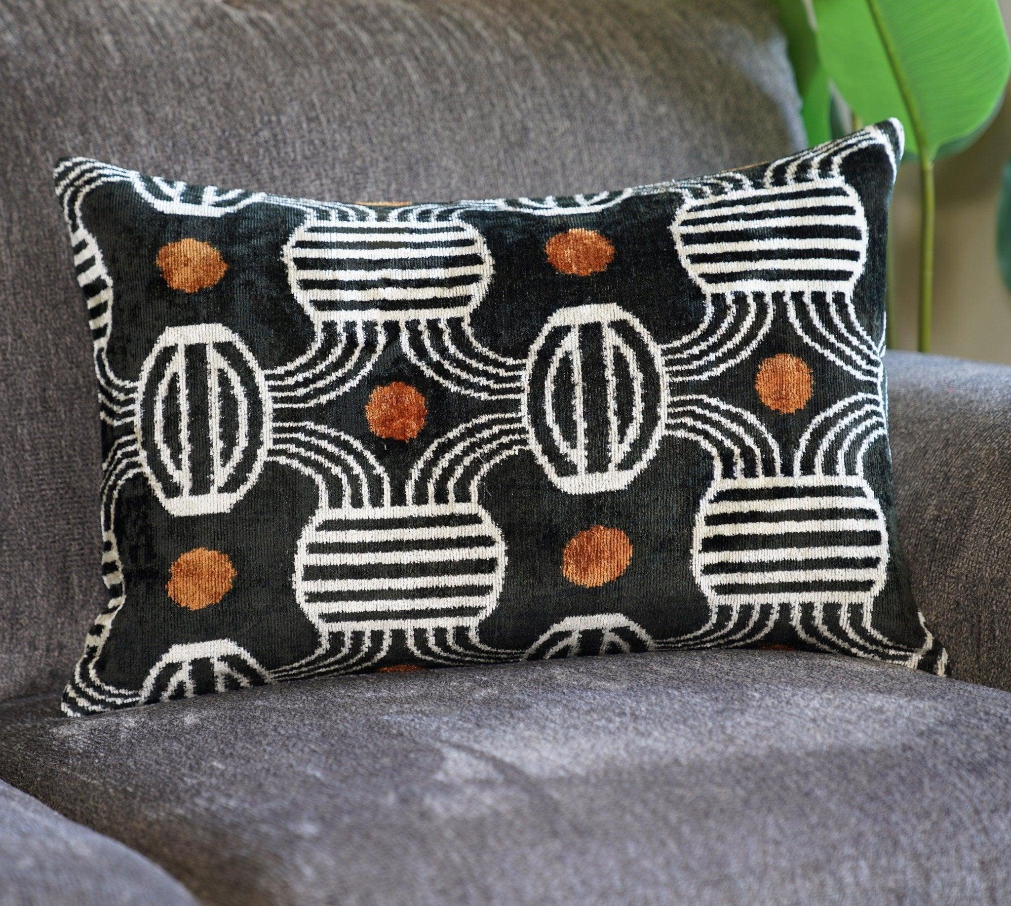 Canvello Luxury Black Pillows For Bed | 16x24 | 16x16 in |Set of 2 Canvello