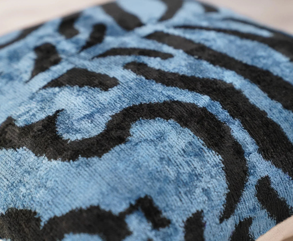 Canvello Luxury Blue Tiger Print Pillow for Couch - 16x16 inch Canvello