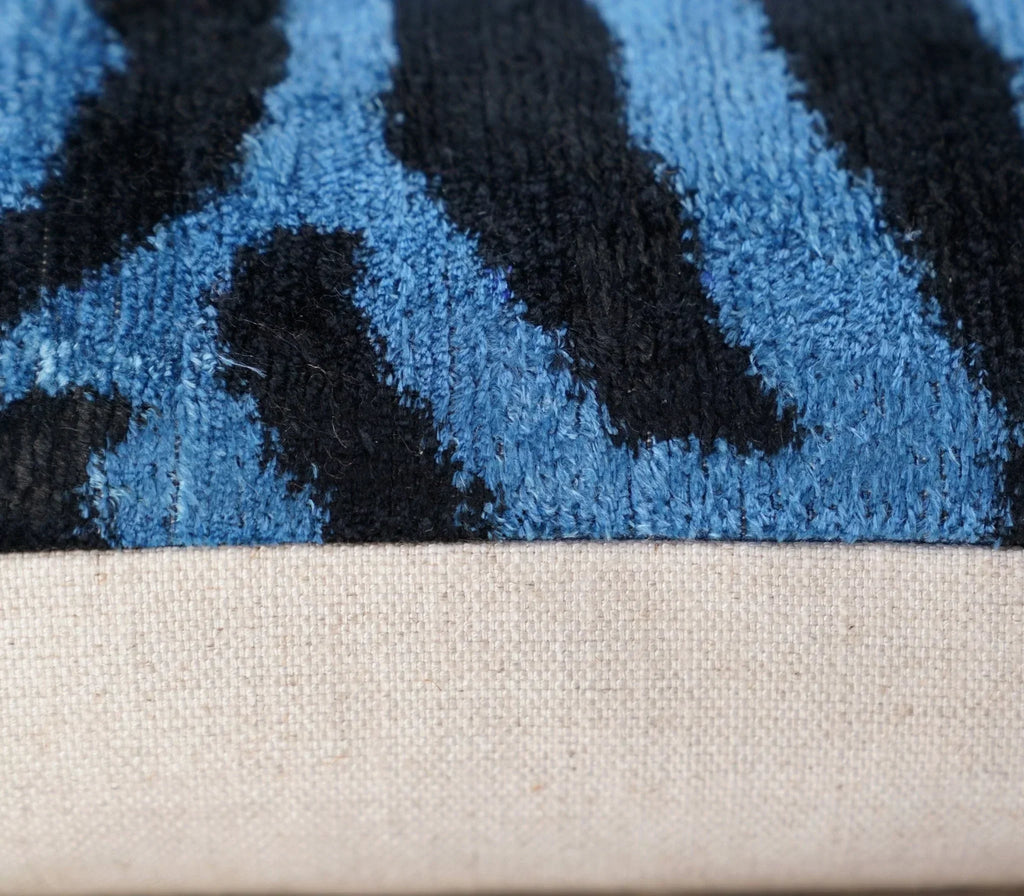 Canvello Luxury Blue Tiger Print Pillow for Couch - 16x16 inch Canvello