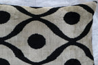 Canvello Luxury Decorative Black White Throw Pillow | X in (40 X Cm), texture detail - House Of Avana