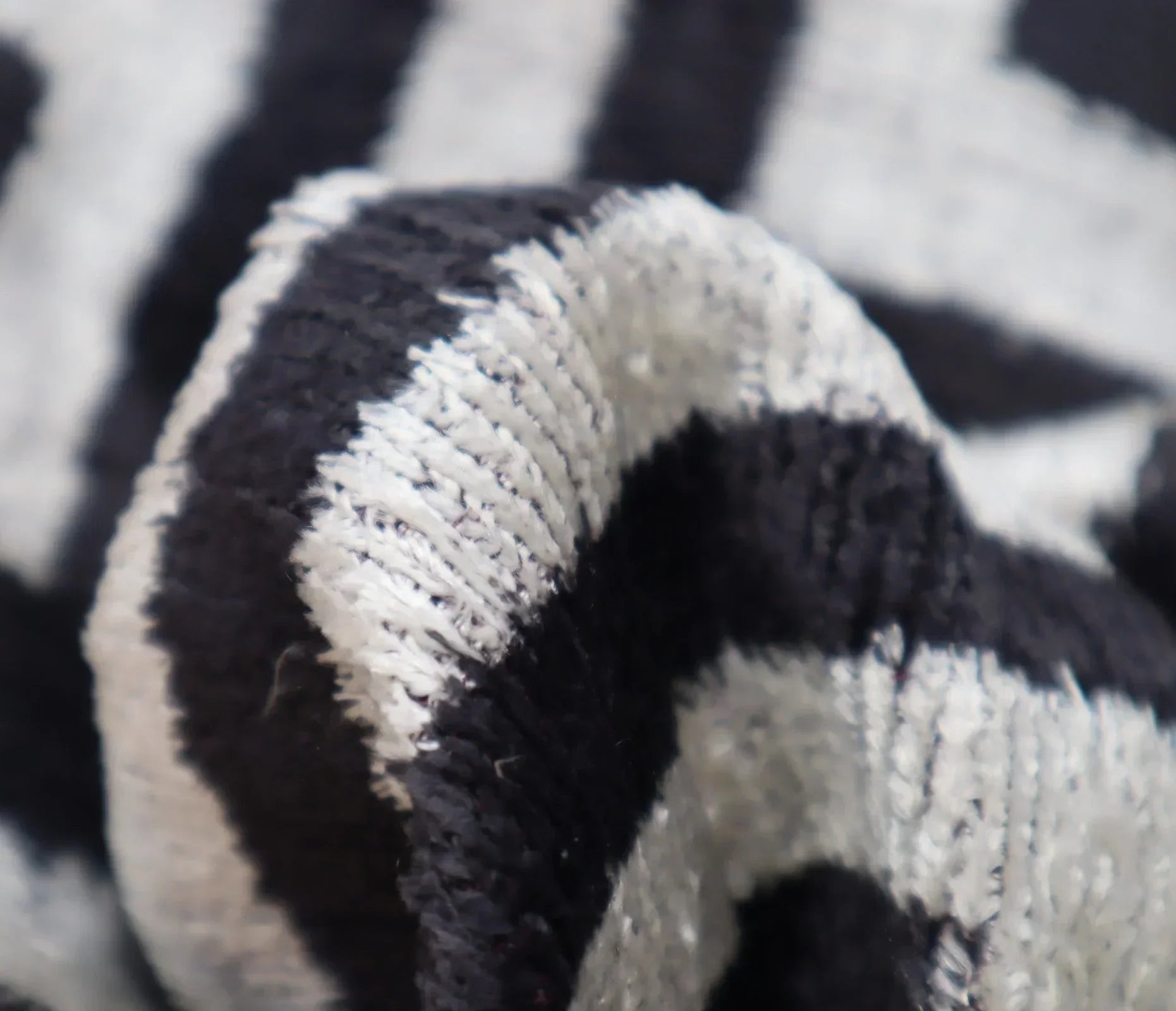 Canvello Luxury Decorative Black White Throw Pillow | 16 x 24 in (40 x 60 cm) Canvello