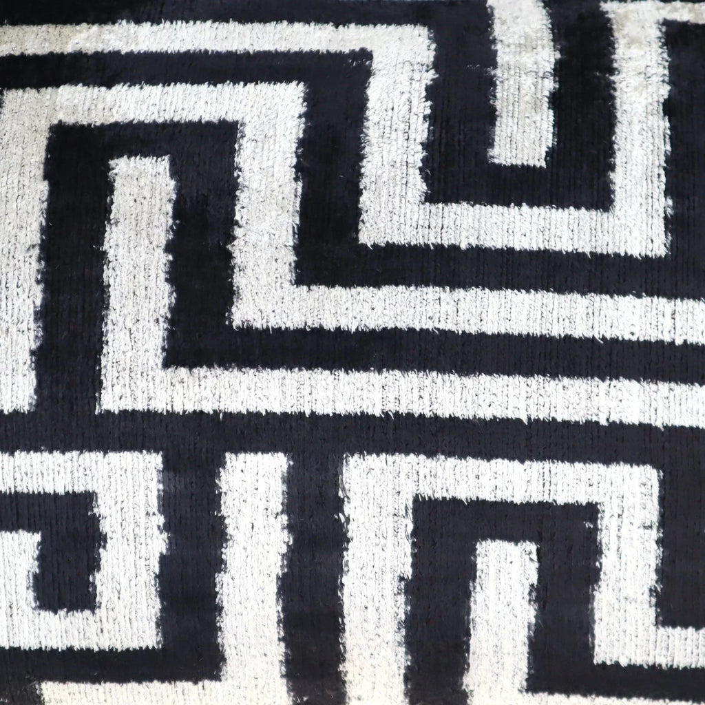 Canvello Luxury Decorative Black White Throw Pillow | 16 x 24 in (40 x 60 cm) Canvello