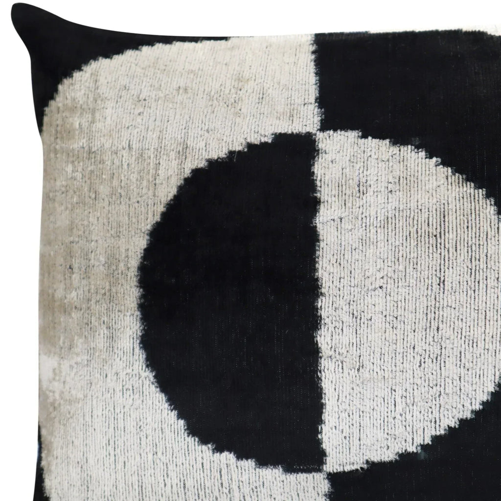 Canvello Luxury Decorative Black White Throw Pillow | 16 x 24 in (40 x 60 cm) Canvello