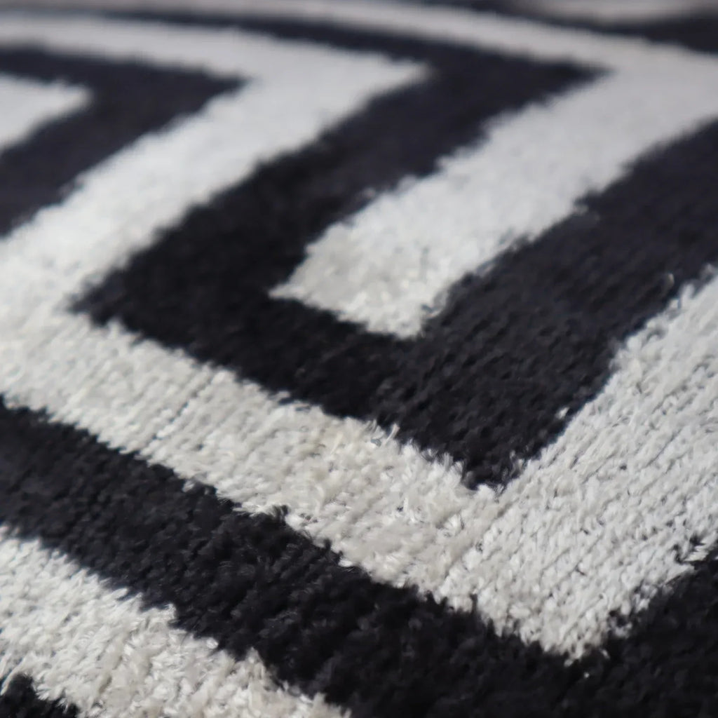 Canvello Luxury Decorative Black White Throw Pillow | 16 x 24 in (40 x 60 cm) Canvello
