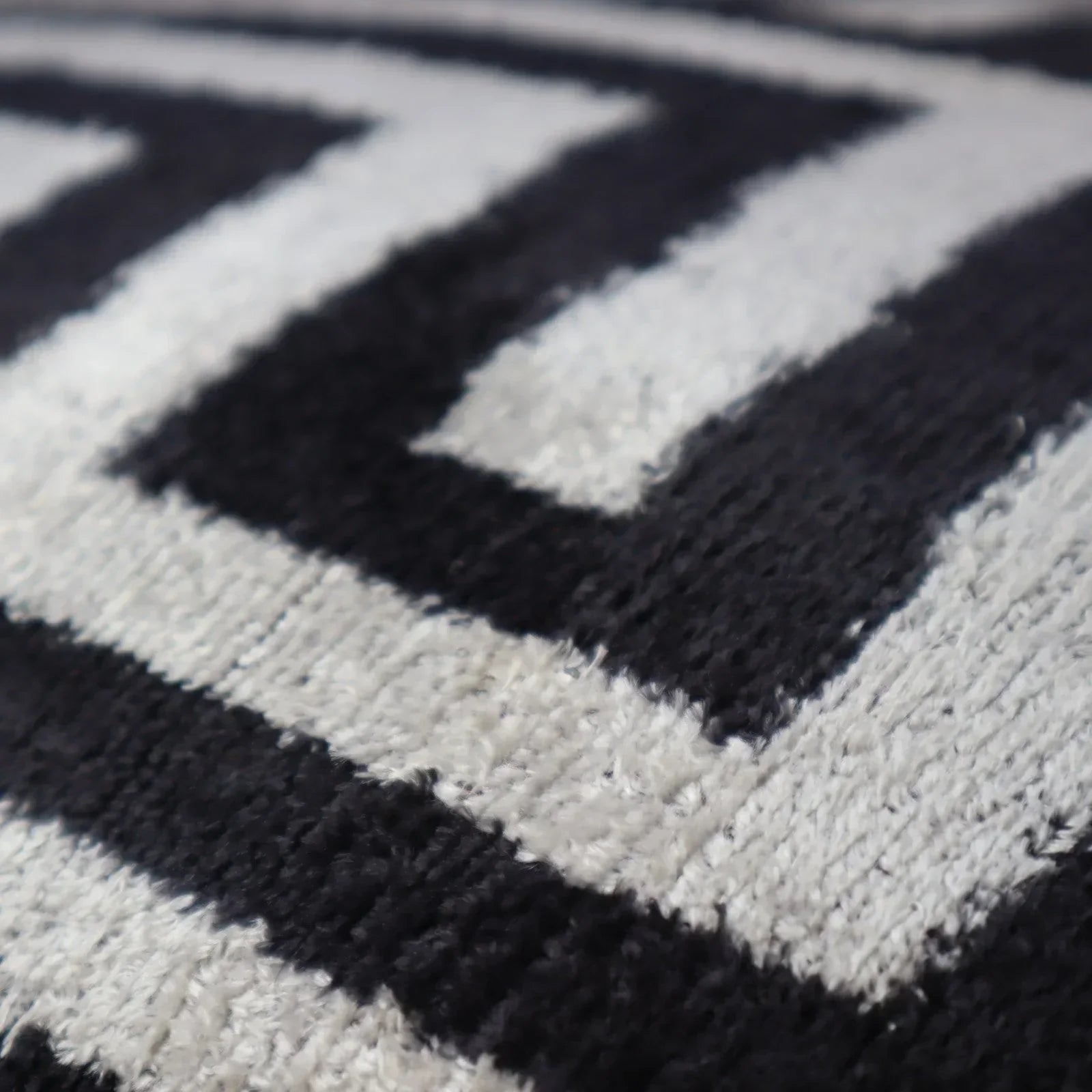 Canvello Luxury Decorative Black White Throw Pillow | 16 x 24 in (40 x 60 cm) Canvello