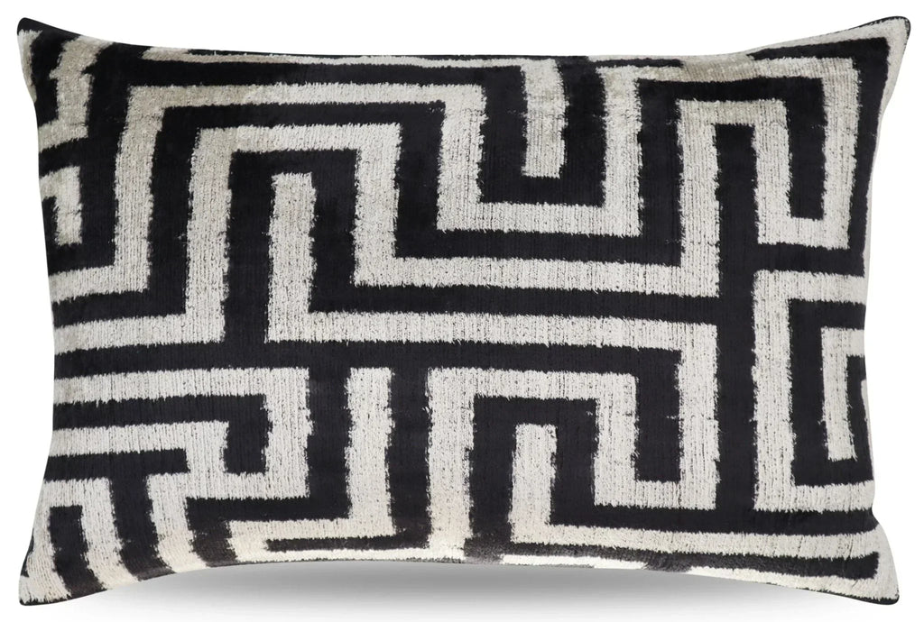 Canvello Luxury Decorative Black White Throw Pillow | 16 x 24 in (40 x 60 cm) Canvello