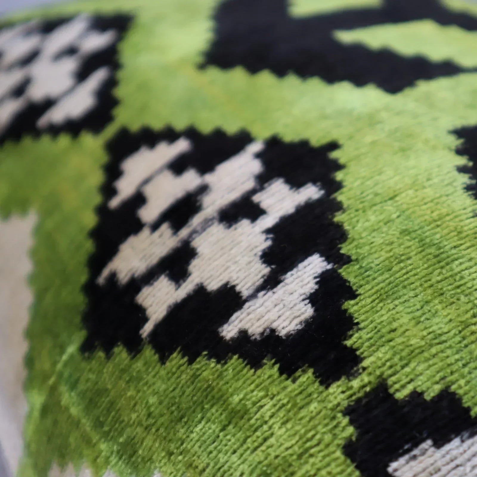 Canvello Luxury Decorative Green Black Throw Pillow | X in (40 X Cm), lifestyle image - House Of Avana