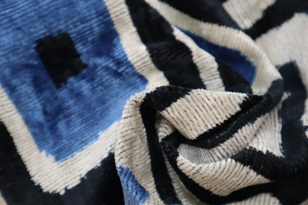 Canvello Luxury Geometric Blue Black Pillow for Couch | 16 x 24 in (40 x 60 cm) Canvello