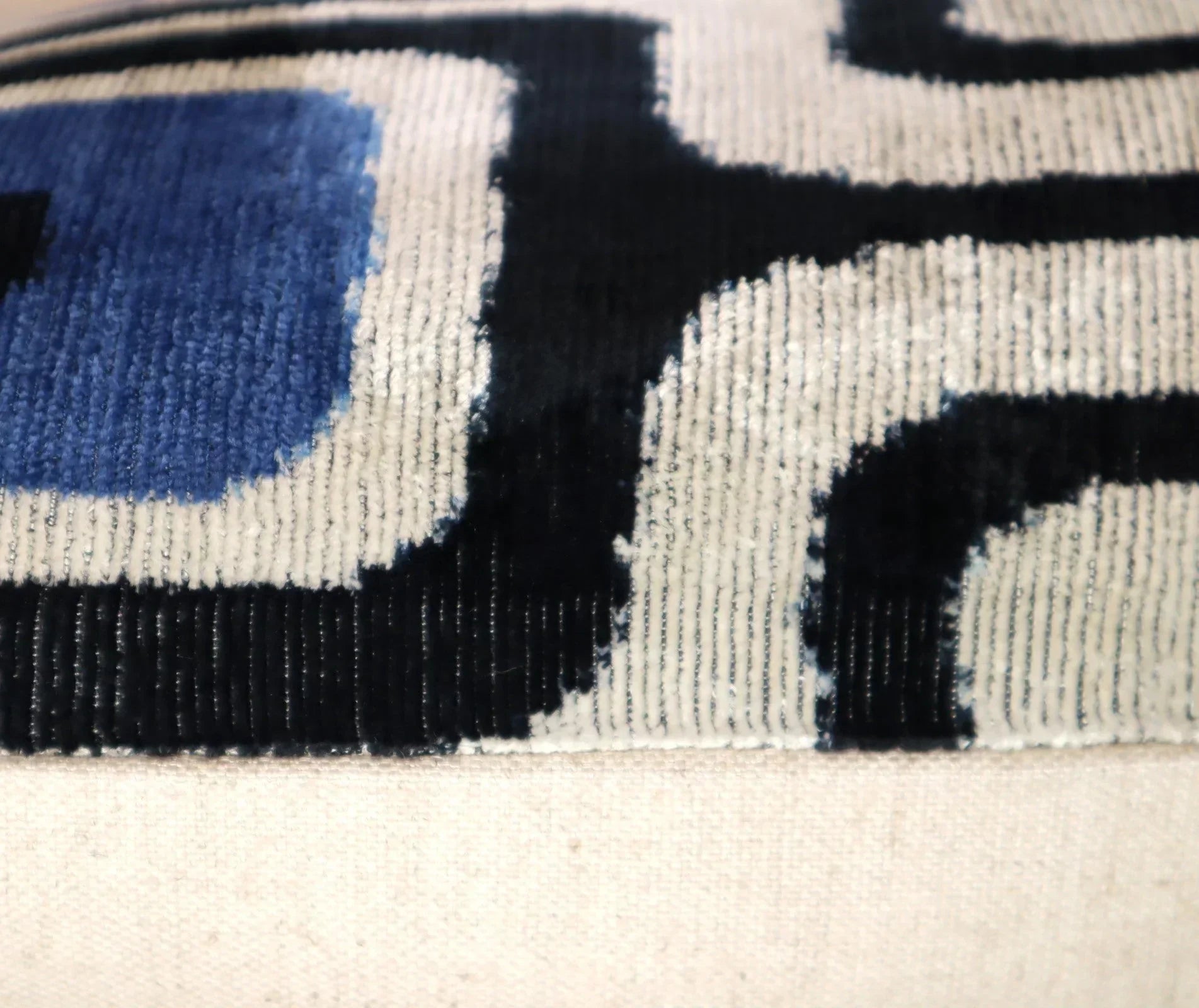 Canvello Luxury Geometric Blue Black Pillow for Couch | 16 x 24 in (40 x 60 cm) Canvello