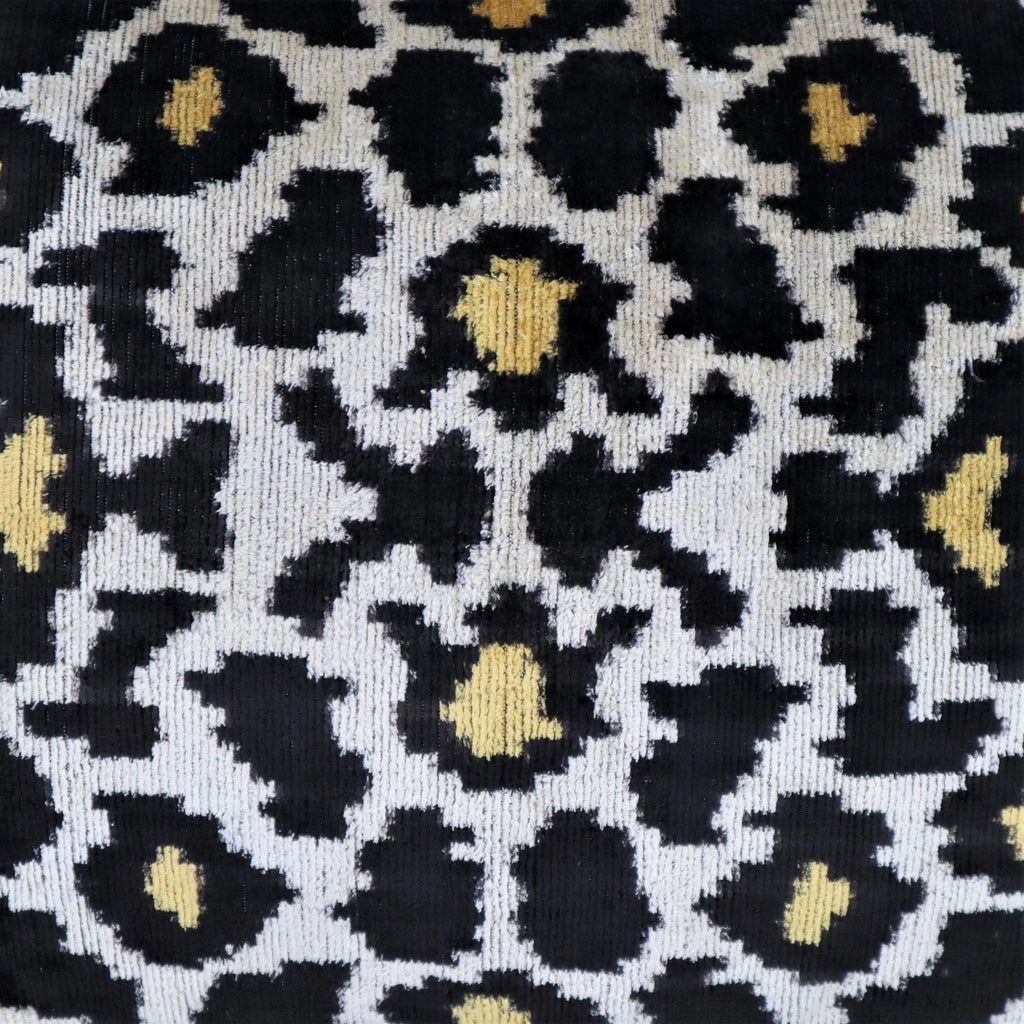 Canvello Tiger Print Black Velvet Throw Pillows - 16x24 Canvello