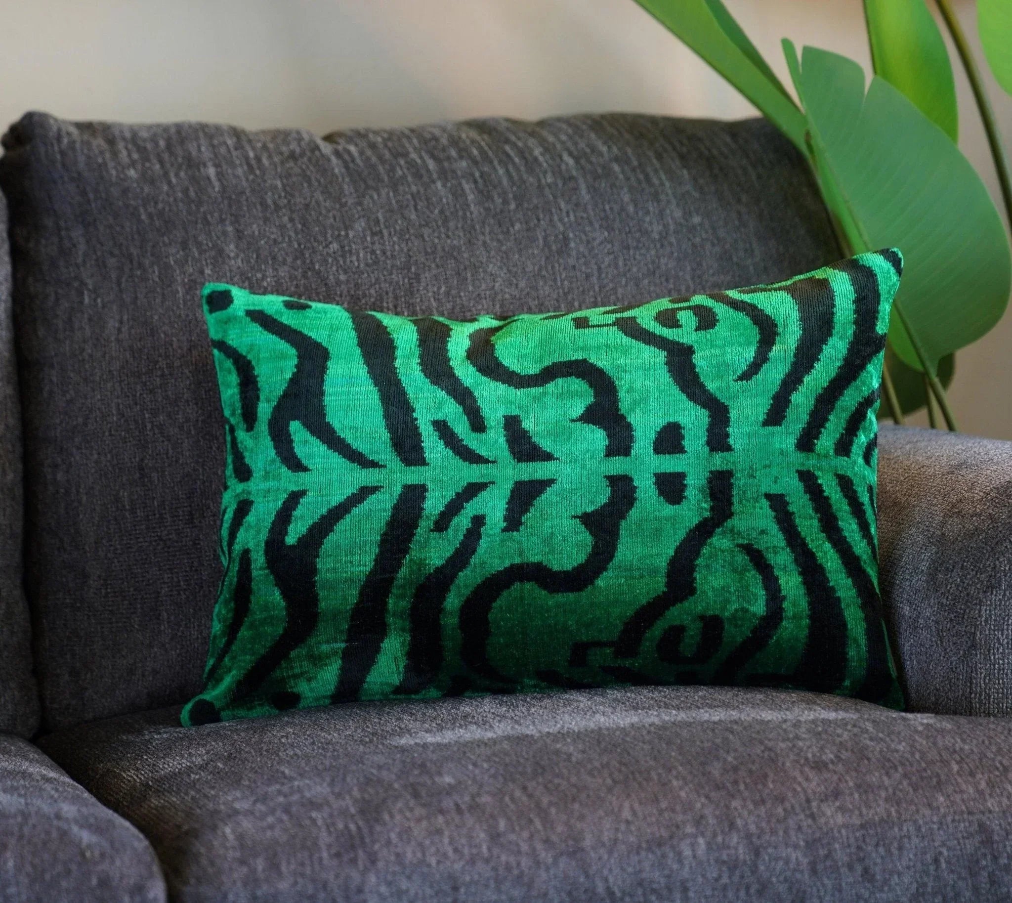 Canvello Tiger-Print Decorative Throw Pillows Sets | 16x24 in | Set of 3 Canvello