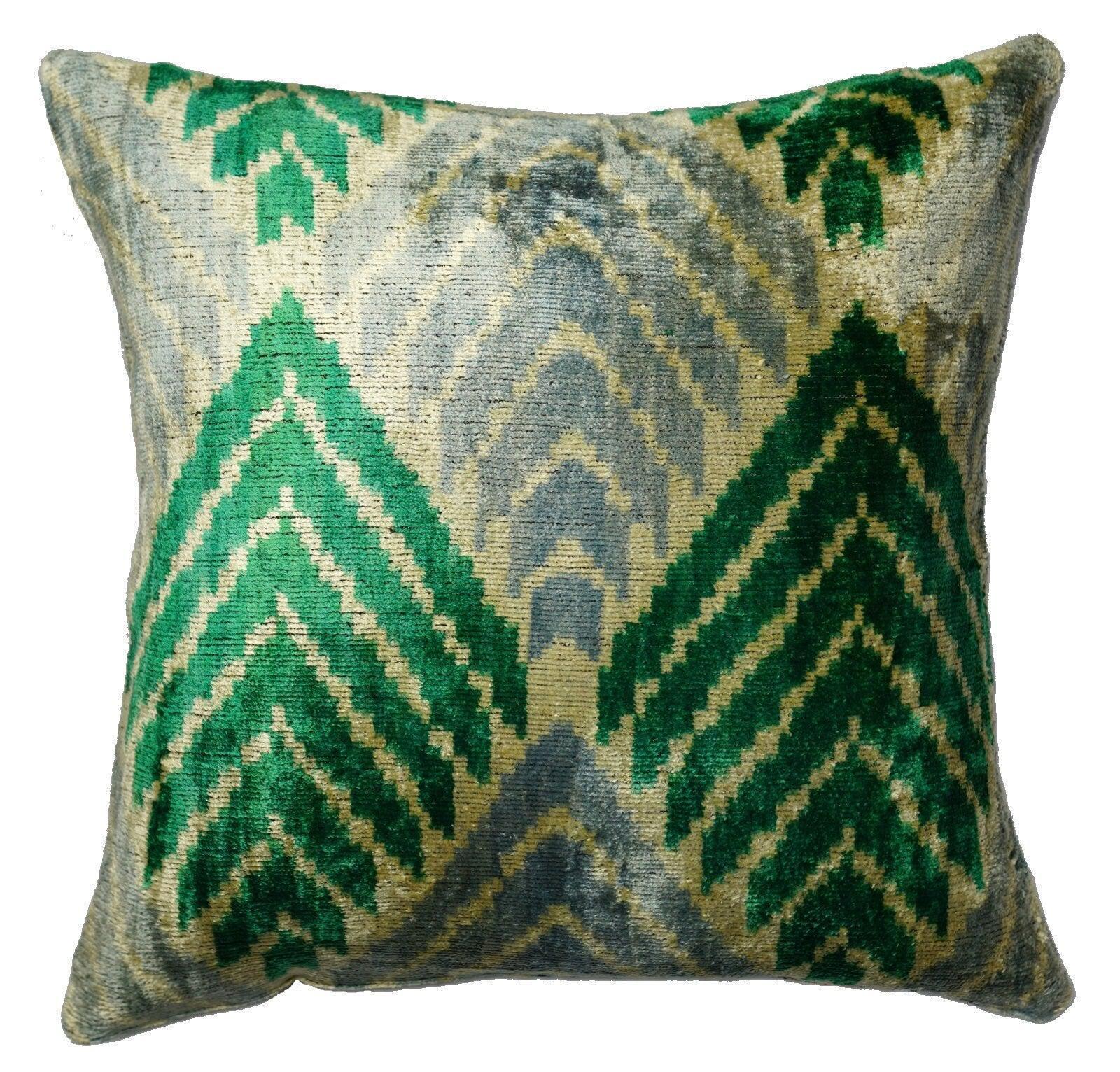 Canvello Unique Green Pillows + Down Insert 16"x16" Canvello
