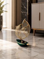 Geometric Sculpture – Gold and Green Metal [[SKU:HOA-SCU-543]]
