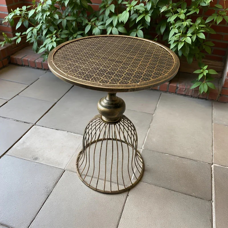 Vintage Industrial Metal and Iron Coffee table - Antique Brass/ Copper-like finish, Heavy-Duty Outdoor/Indoor center or side table for Patio, Cafe, Bar, Living Room - No Wiring Needed, Easy Maintenance, Patio Furniture, Retro House Of Avana
