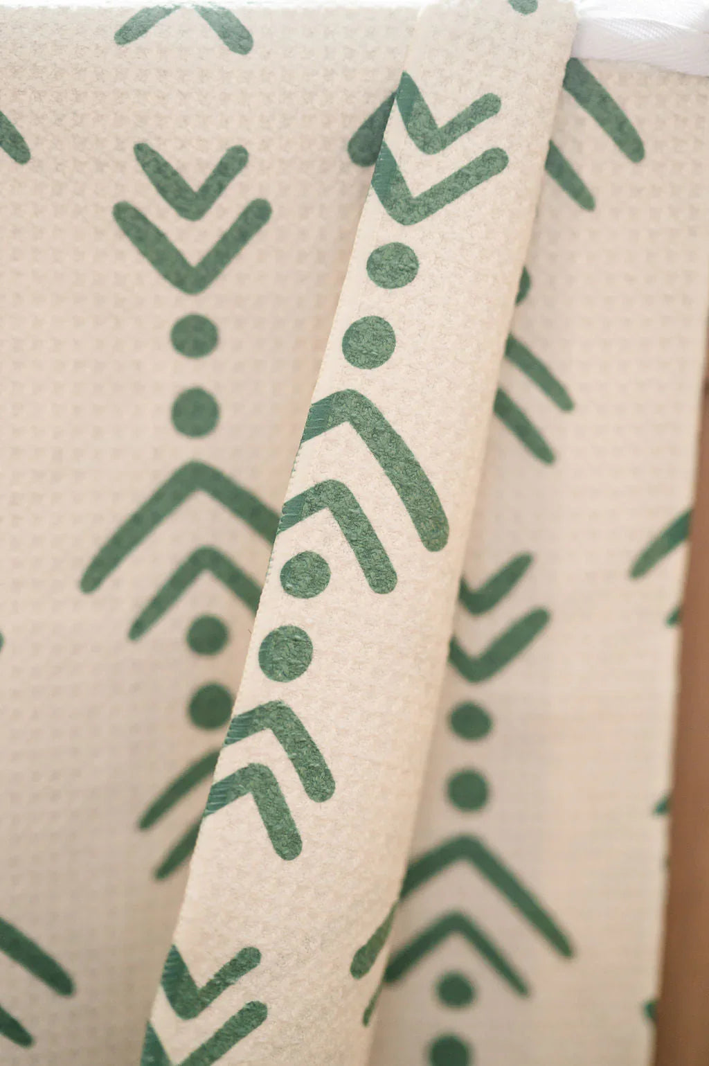 TO THE POINT  KITCHEN TOWEL