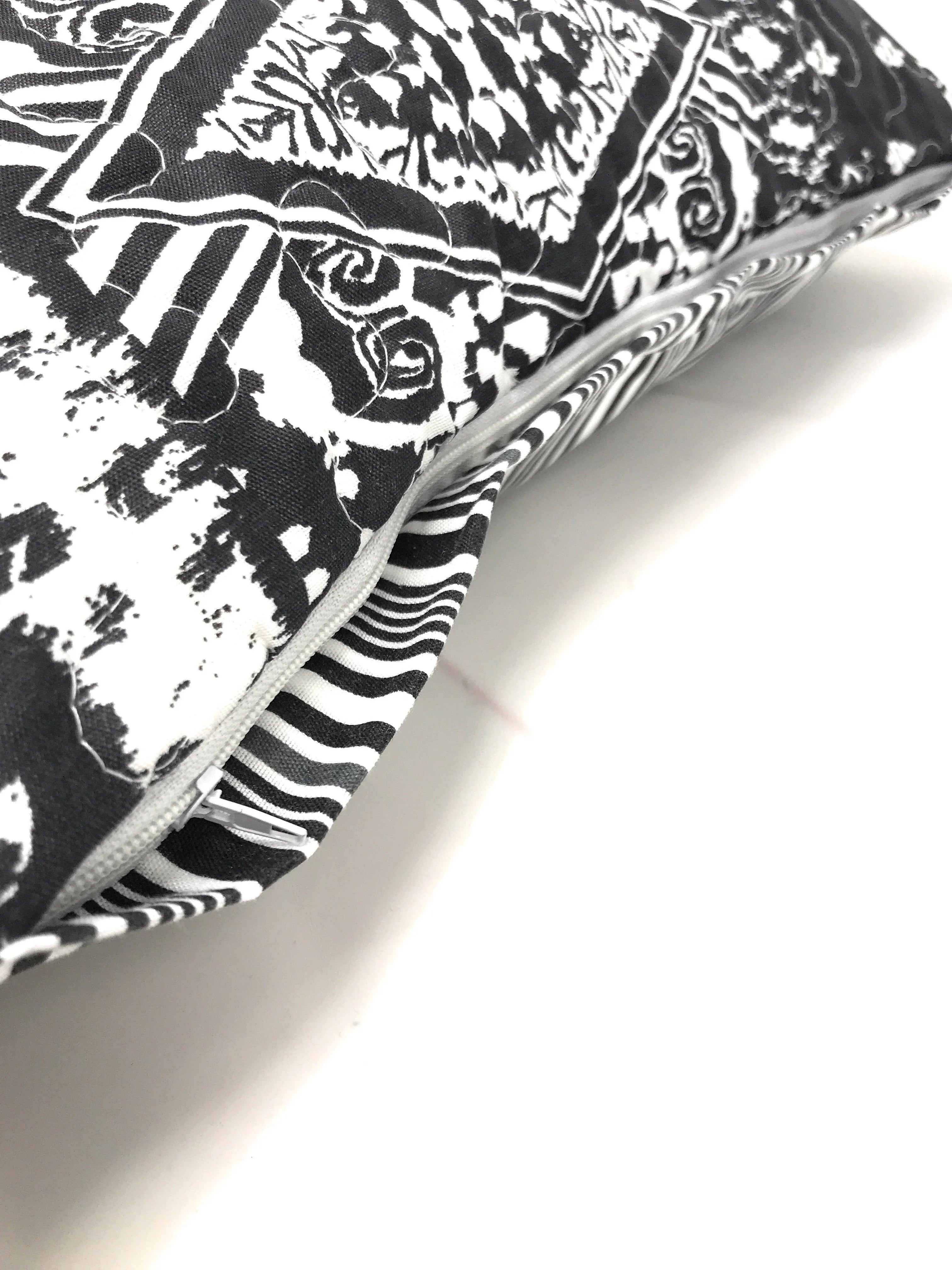 DaDa Bedding Aztec Black & White Diamonds Throw Pillow Covers - 18" x 18" 2-Pack (C14800-1-CC) DaDalogy Bedding Collection