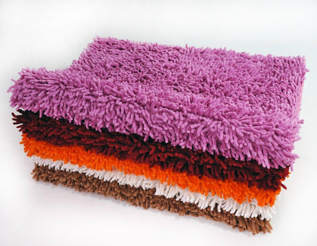 DaDa Bedding Fuchsia Magenta Pink Shaggy Soft Chenille Noodle Carpet Rug Bath Mat DaDalogy Bedding Collection