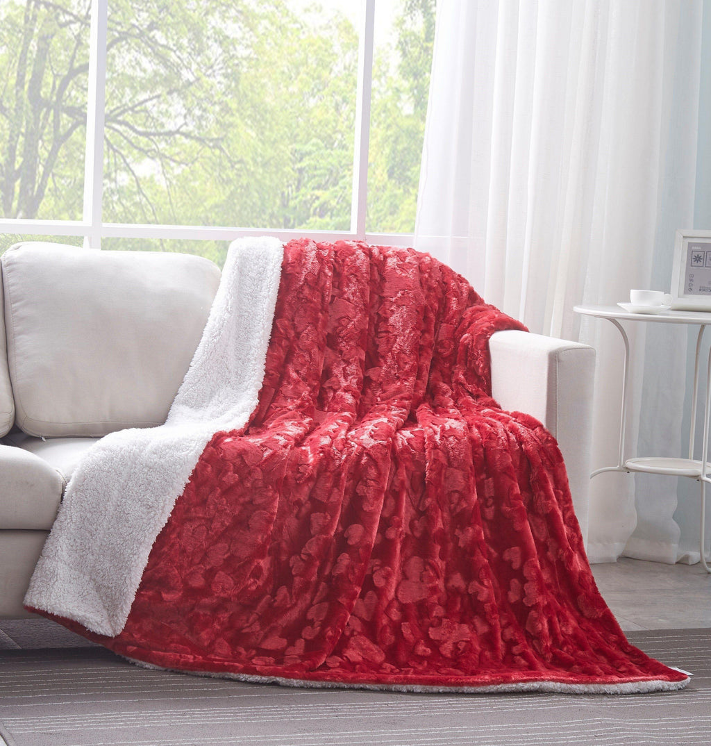 DaDa Bedding Luxury Romantic Red Lovely Hearts Dreamy Plush Faux Fur Throw Blanket (19) DaDalogy Bedding Collection