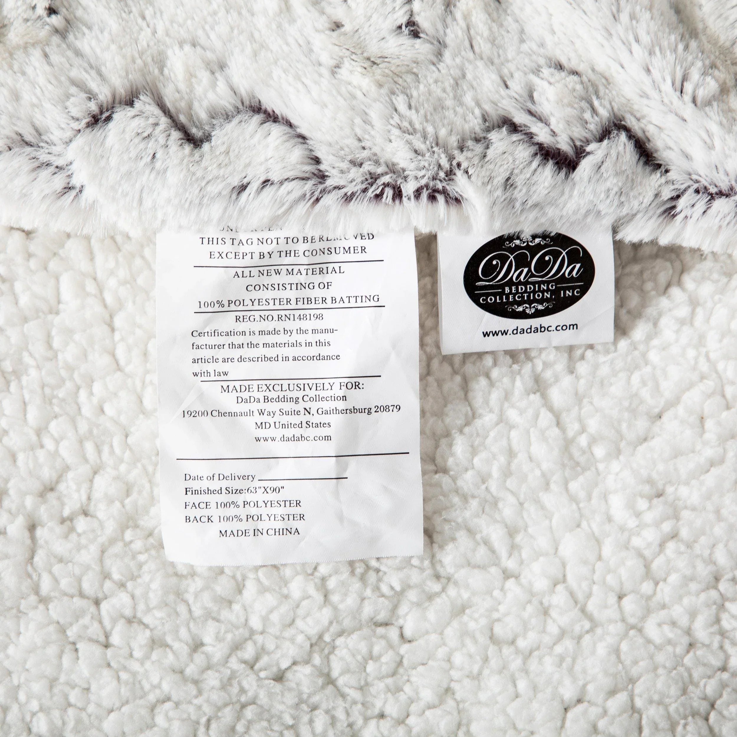 DaDa Bedding Luxury Dreamy Milky White & Purple Sherpa Backside Faux Fur Throw Blanket (M3395) DaDalogy Bedding Collection