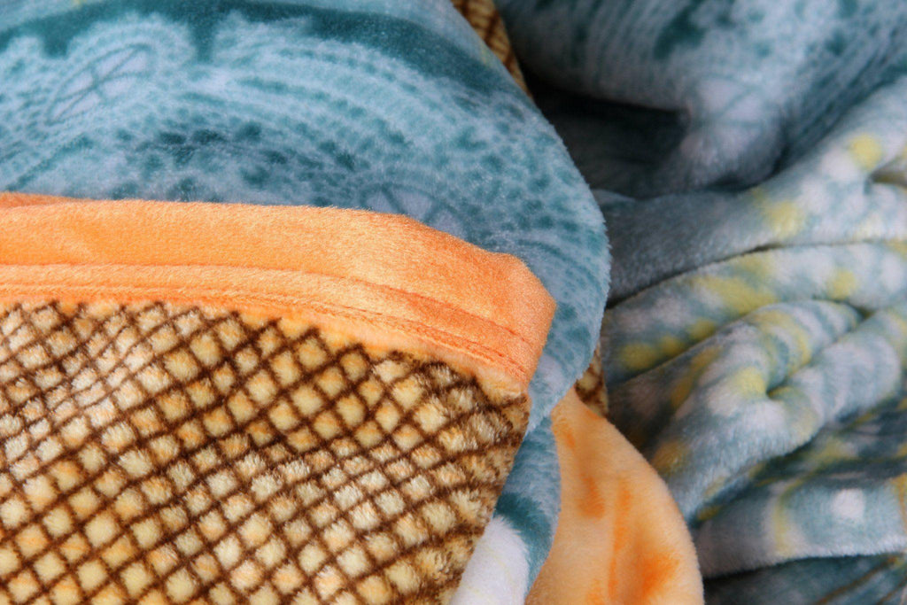 DaDa Bedding Papaya Beach Orange & Blue Reversible Soft Fleece Flannel Throw Blanket (XY9841) DaDalogy Bedding Collection