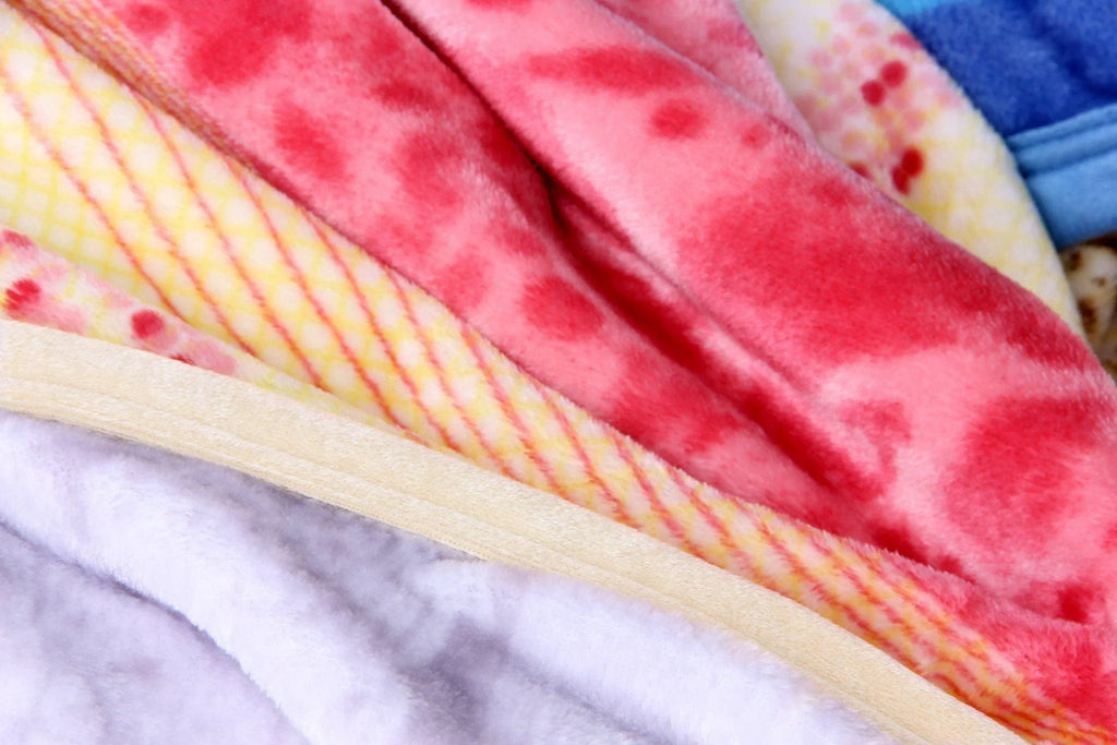 DaDa Bedding Seashore Sunny Yellow Lavender Floral Flannel Mink Fleece Throw Blanket (XY9901) DaDalogy Bedding Collection