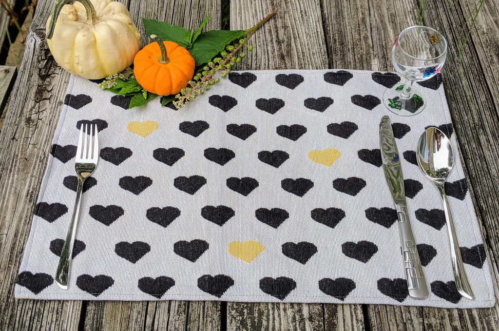 DaDa Bedding Set of 4-Pieces Valentine's day Yellow & Black Hearts Tapestry Dining Table Placemats 13” x 19” (18113) DaDalogy Bedding Collection