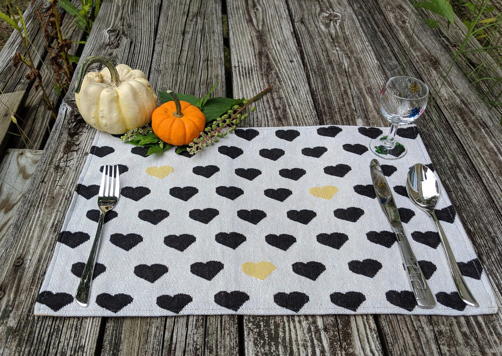 DaDa Bedding Set of 4-Pieces Valentine's day Yellow & Black Hearts Tapestry Dining Table Placemats 13” x 19” (18113) DaDalogy Bedding Collection