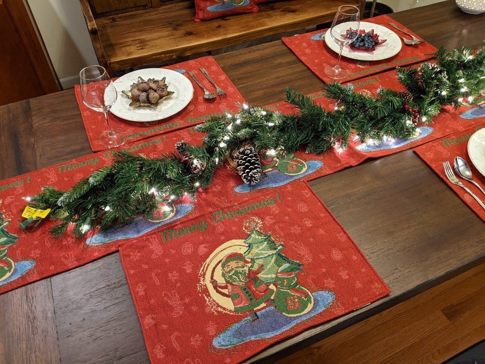 DaDa Bedding Set of 8 Pieces Red Santa Claus Holiday Table Tapestry - 4 Placemats, 2 Table Runners, 2 Throw Pillow Covers (17615) DaDalogy Bedding Collection