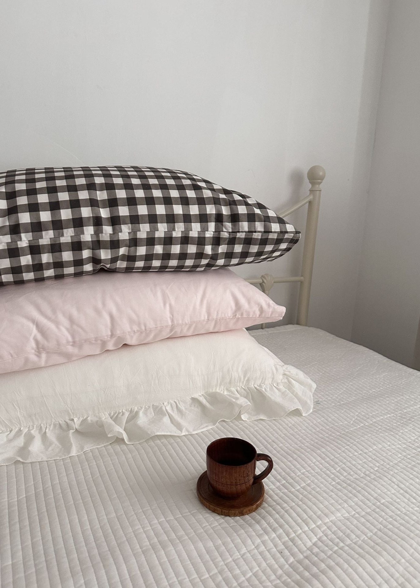 Ella Pure Cotton Pillowcases / White Ever Lasting
