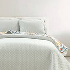 Full/Queen Botanical Bohemian Floral Lightweight 3 Piece Quilt Set
