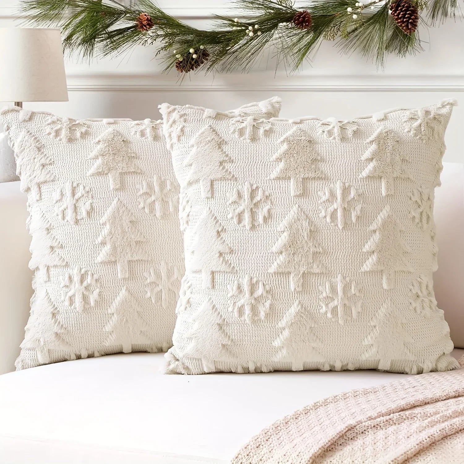 Faux Wool Christmas Tree Throw Pillow Covers, 45.72x45.72 Cm, Snowflake Design - House Of Avana