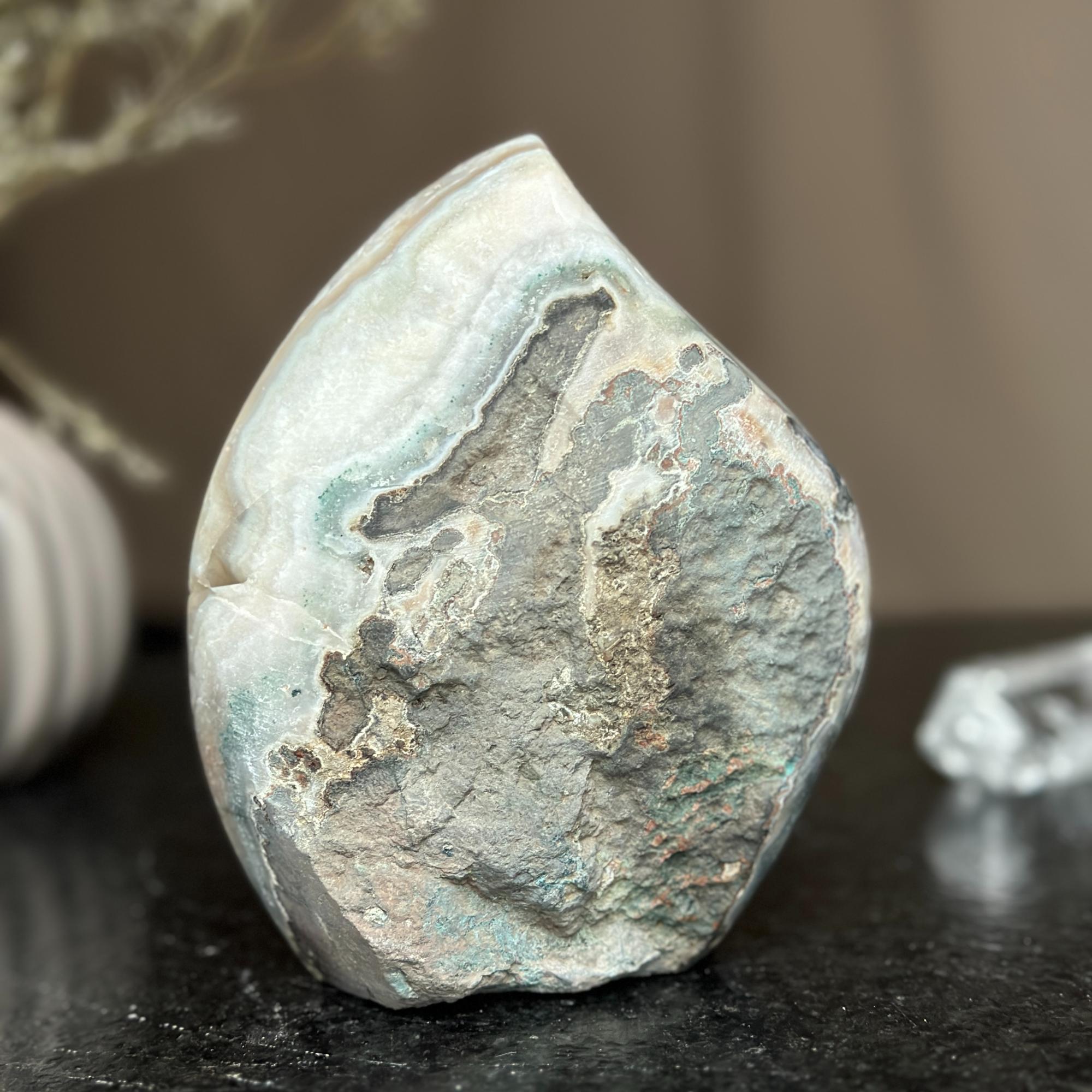 Big amethyst crystal, amethyst stone piece DeepPurpleProject