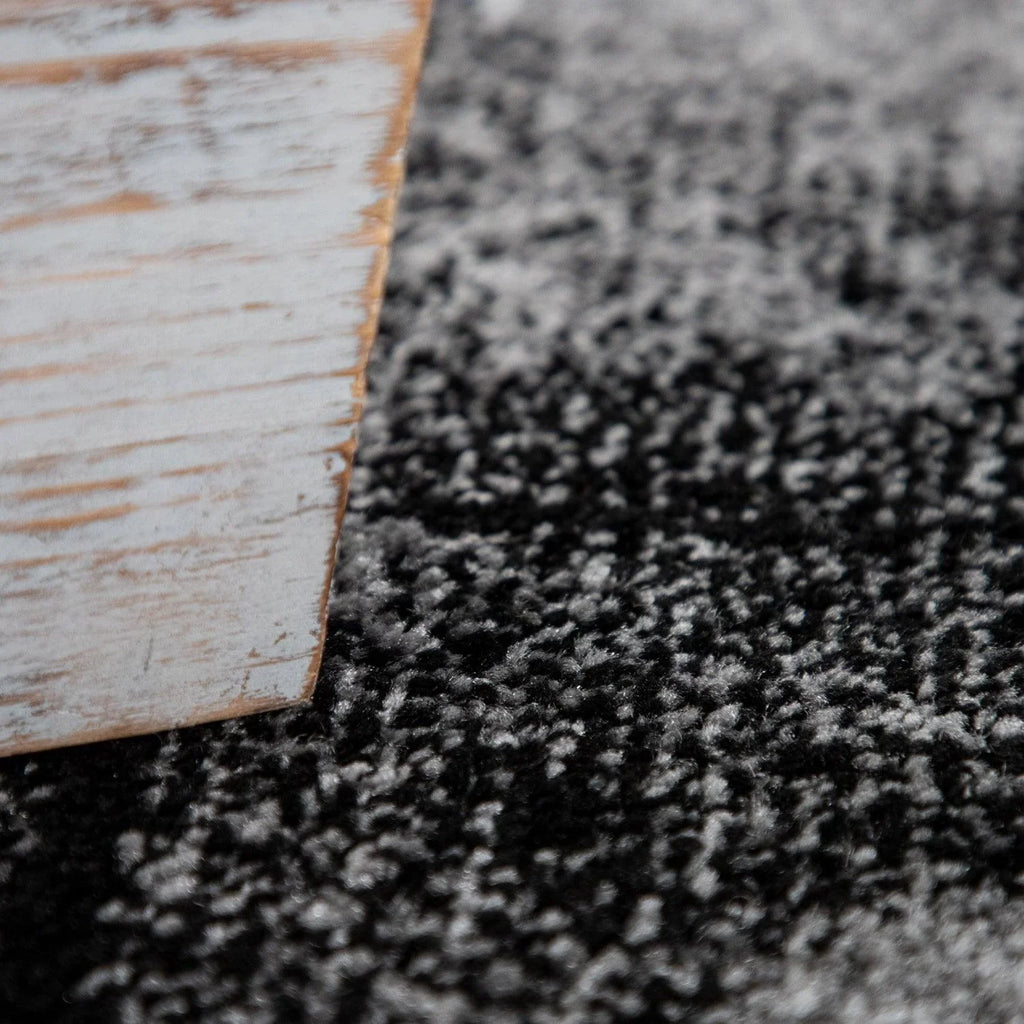 Grey White Area Rug Modern Design with Abstract Paint Effect, detail shot - House Of Avana