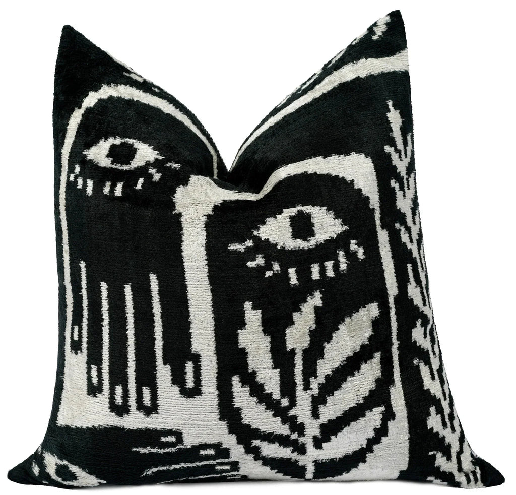 Handmade Velvet Throw Pillow with Black and White Abstract Eye Design - High-quality 20x20 Inch... - House Of Avana