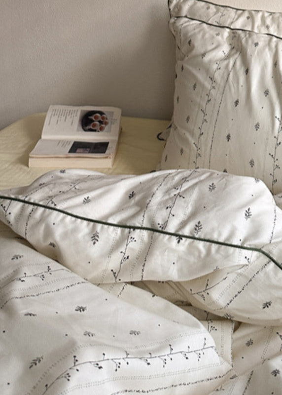 Hannah Vintage Floral Braids Cotton Bedding Set / White Ever Lasting