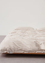Henry Striped Buttoned Bedding Set / Blue Ever Lasting