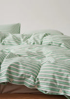 Henry Striped Buttoned Bedding Set / Blue Ever Lasting
