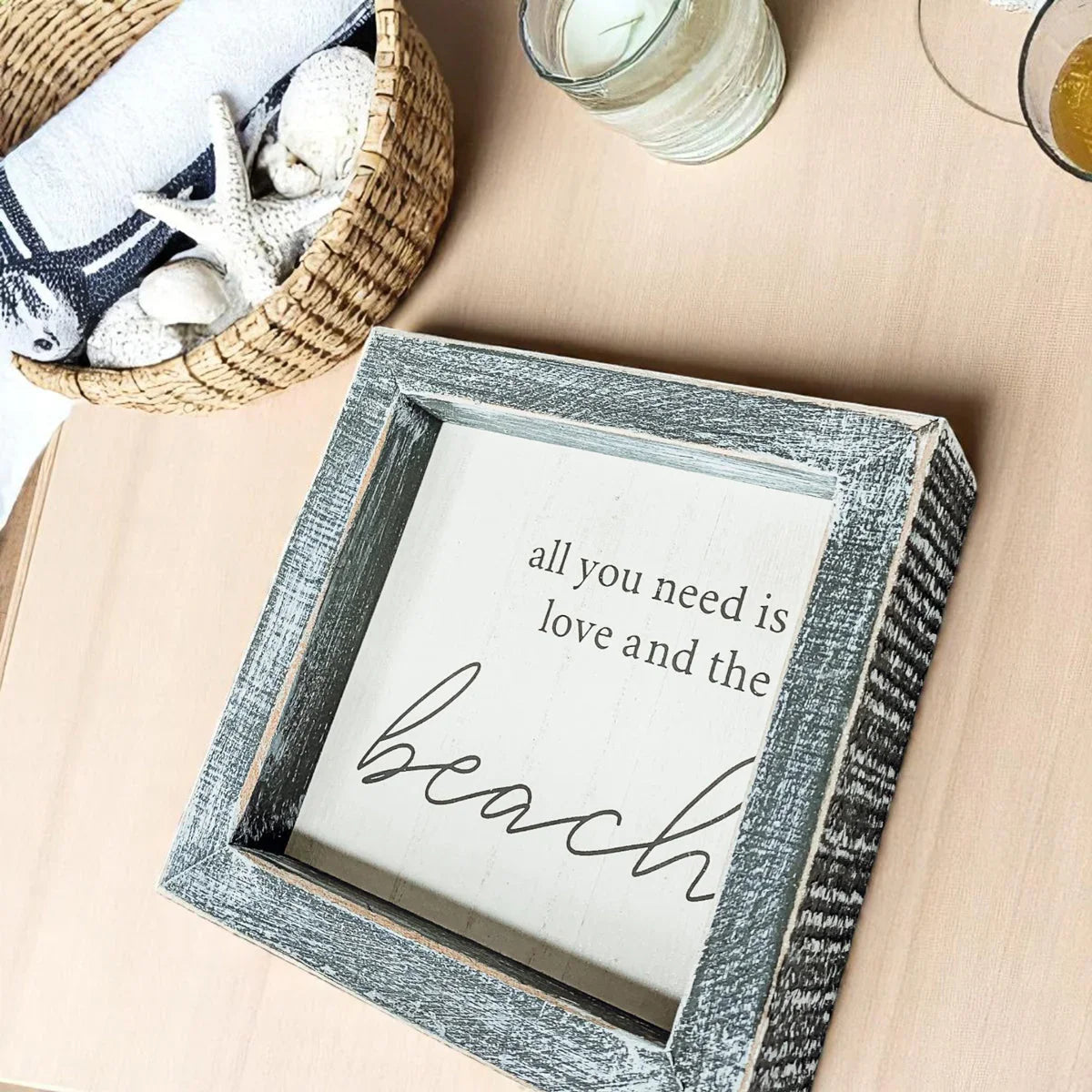 Love & Beach Sign Gia Roma