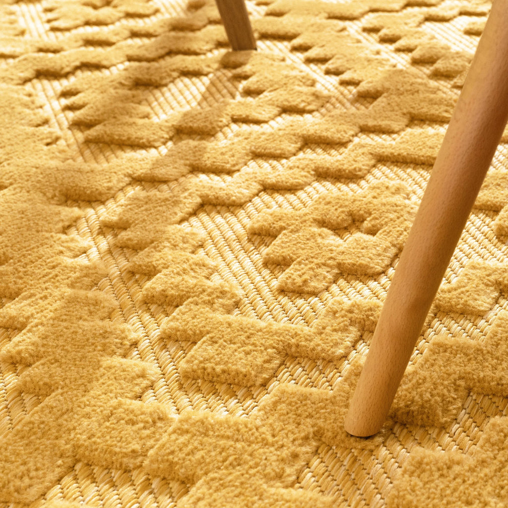 Indoor Outdoor Rug Livorno Trellis High-low Pattern in Yellow, back view - House Of Avana