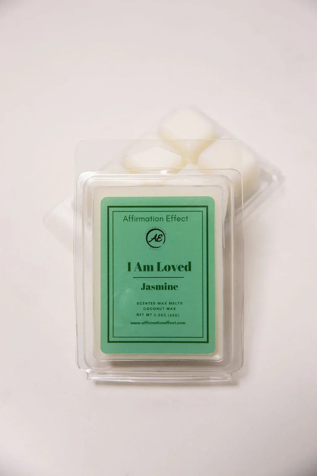Jasmine "i Am Loved" Affirmation Candle - 17.5 Oz, detail shot - House Of Avana