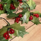 40 LED Holly & Red Berries Garland 2.8 metre Long Mains Powered Xmas Decoration House Of Avana
