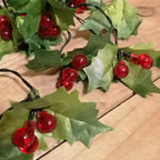 40 LED Holly & Red Berries Garland 2.8 metre Long Mains Powered Xmas Decoration House Of Avana [[SKU:HOA-FLR-044]]