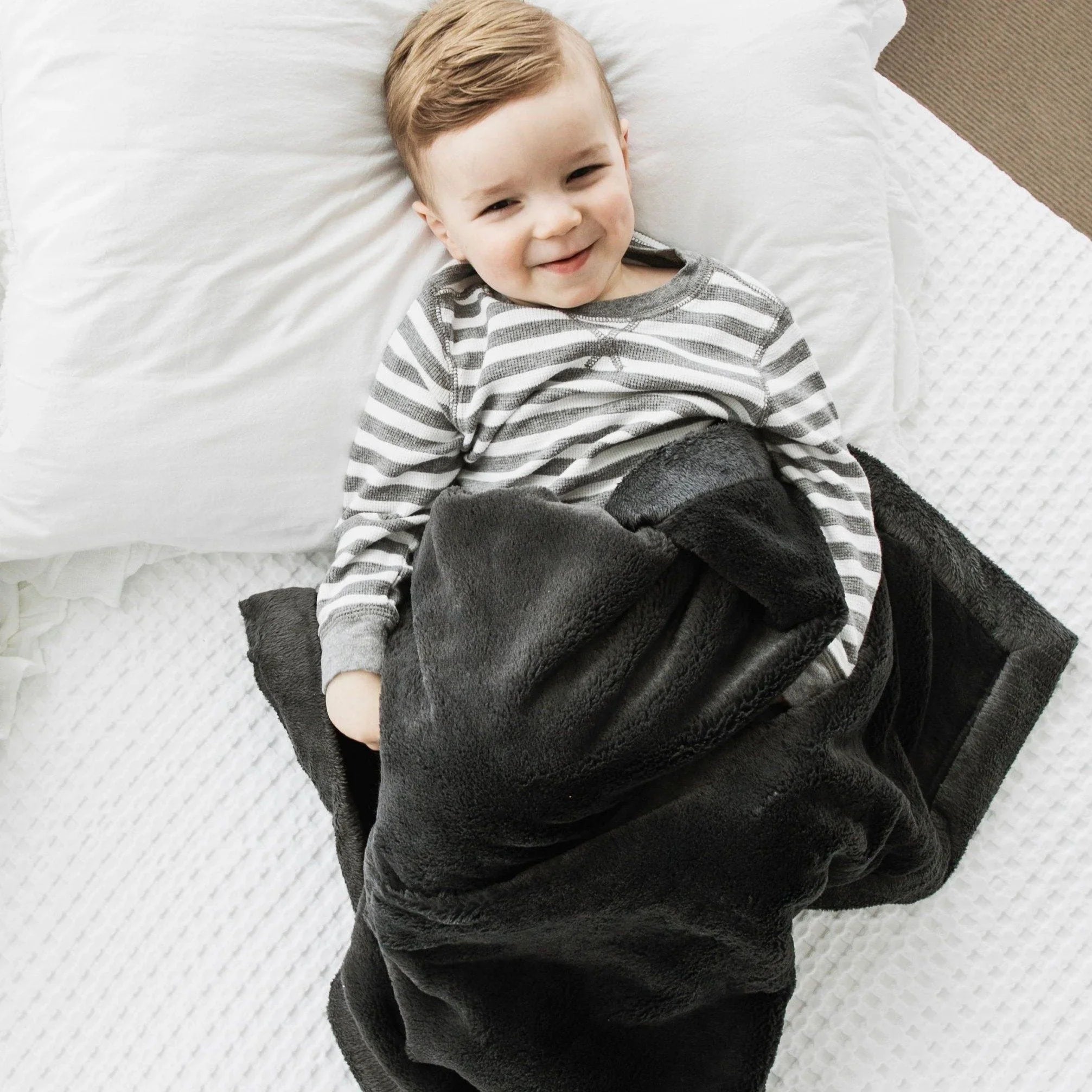 Lush Receiving Blankets, alternate view - House Of Avana